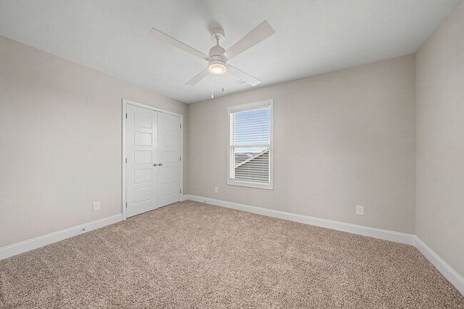 Building Photo - 366 Galway Dr