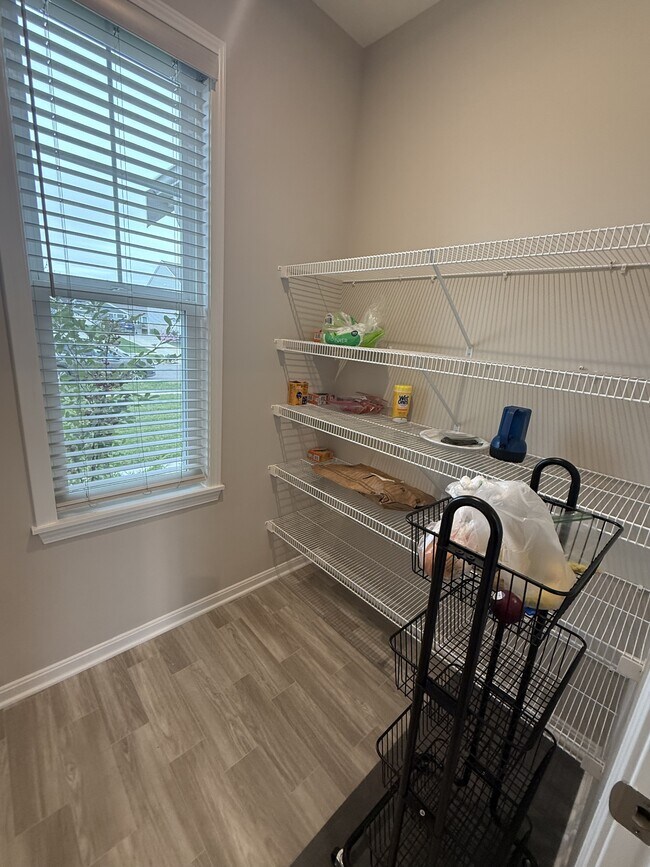 Building Photo - 6964 Briarcliff Ct