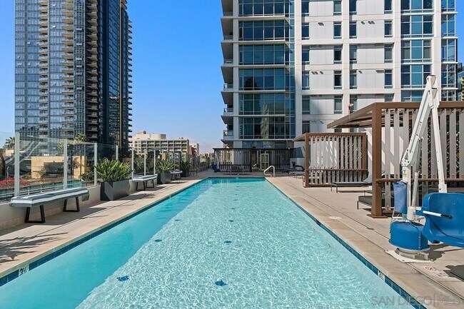 Building Photo - 1262 Kettner Blvd