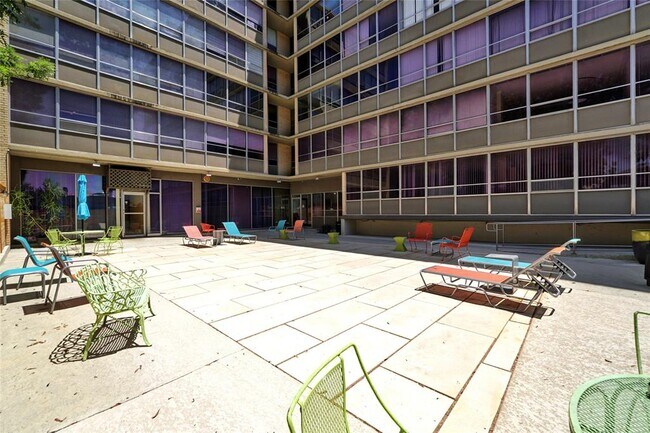 Building Photo - 1800 Lavaca St