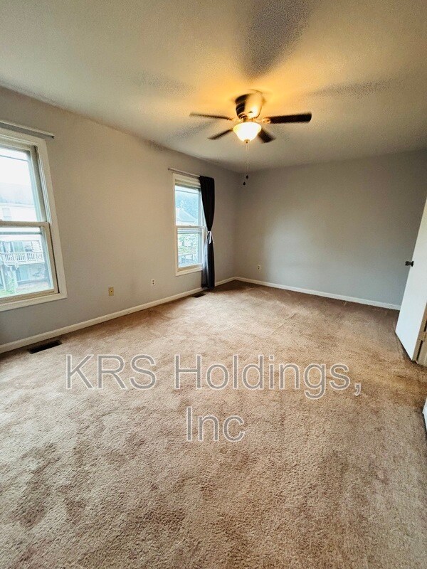 Building Photo - 10707 Gideon Ct