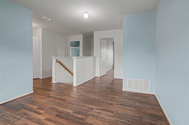 Building Photo - 5016 Meridian Ln