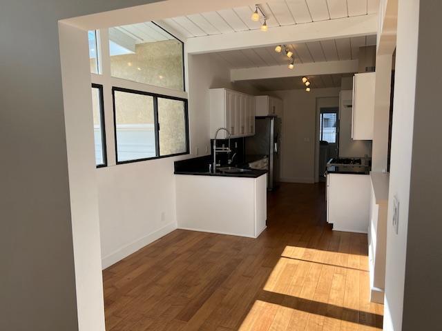 Breakfast nook - 2812 Anchor Ave