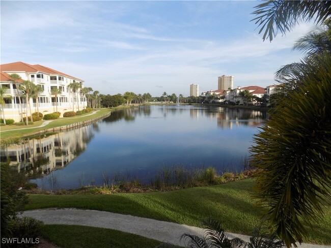 Building Photo - 20021 Sanibel View Cir