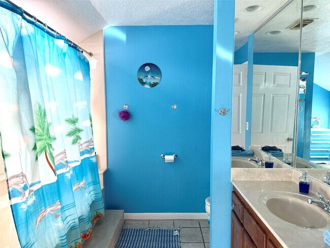 Building Photo - 7041 Kingston Cove Ln