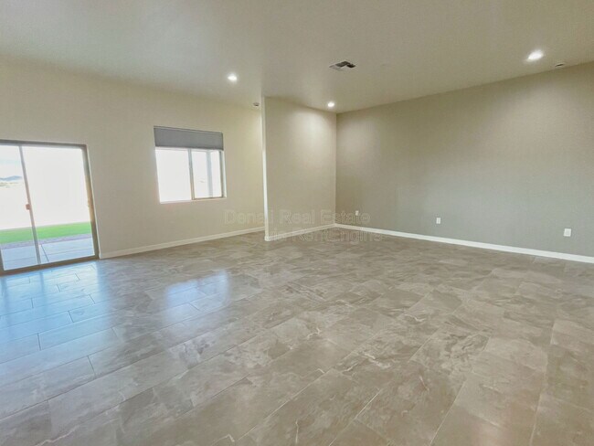 Building Photo - 14431 Wood Canyon Pl