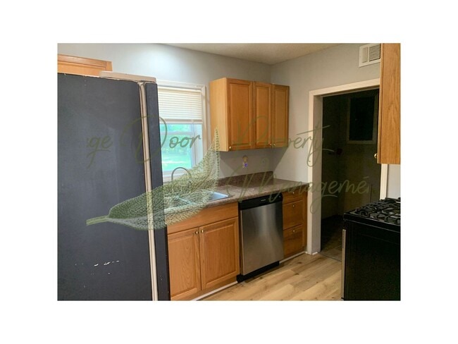 Building Photo - 2-BED HOME IN KANSAS CITY!!!
