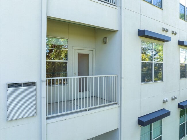 Building Photo - 1441 East St