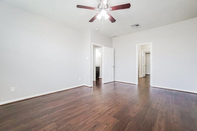 Building Photo - 21839 Octavia Way