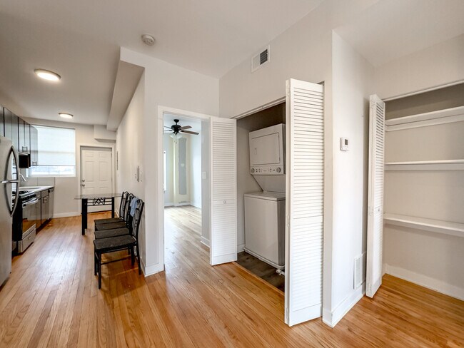 Building Photo - 4405 N Kimball Ave