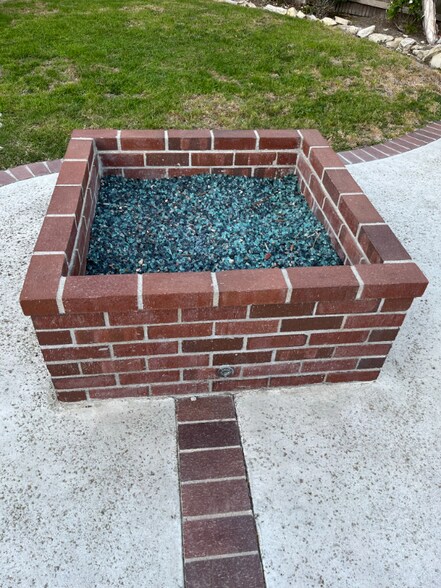 Building Photo - 6051 Flambeau Rd