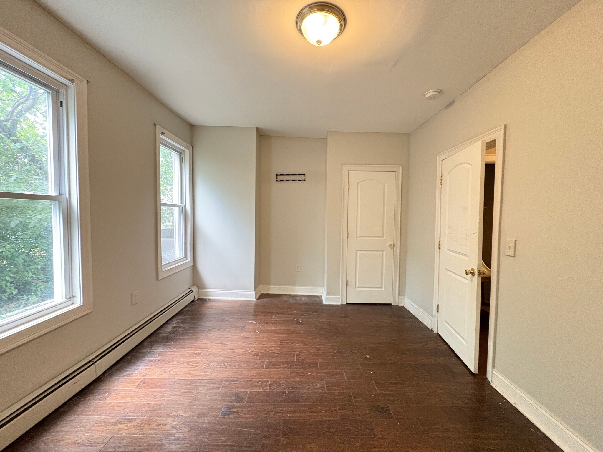 191 Wegman Pkwy 1L - 187 Wegman Pky