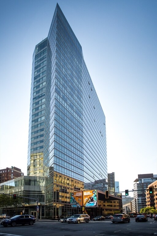 Building Photo - 110 Stuart St