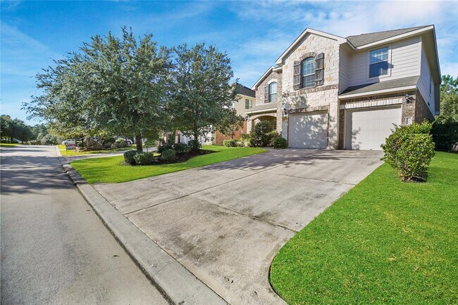 Building Photo - 174 Black Swan Pl