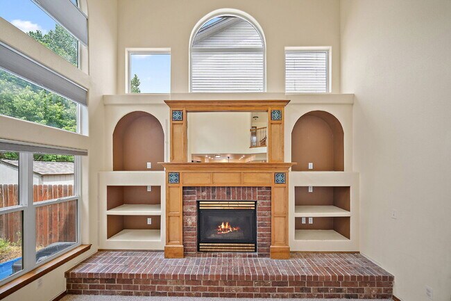 Building Photo - 8112 Old Exchange Dr