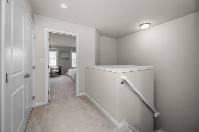 Building Photo - 2794 Ashcombe Dr.