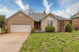 Building Photo - 3 Bedroom Home 2 Bath 2 Car Garage - Great...