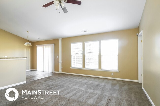 Building Photo - 3855 Thornaby Cir