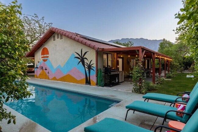 Building Photo - Beautiful fully furnished 3 bedroom home in Palm Springs (Monthly Only - No Long Term)
