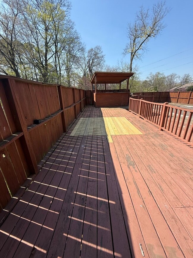 Building Photo - Prime Nashville Location with Comfort & Convenience