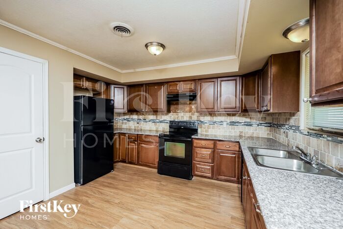 Building Photo - 4210 Augusta Dr