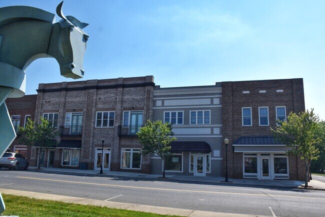 Building Photo - The Commons at City Center