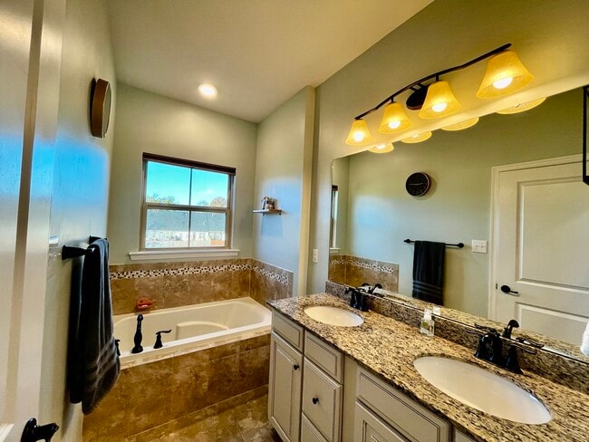 Building Photo - 7842 Wistar Woods Pl