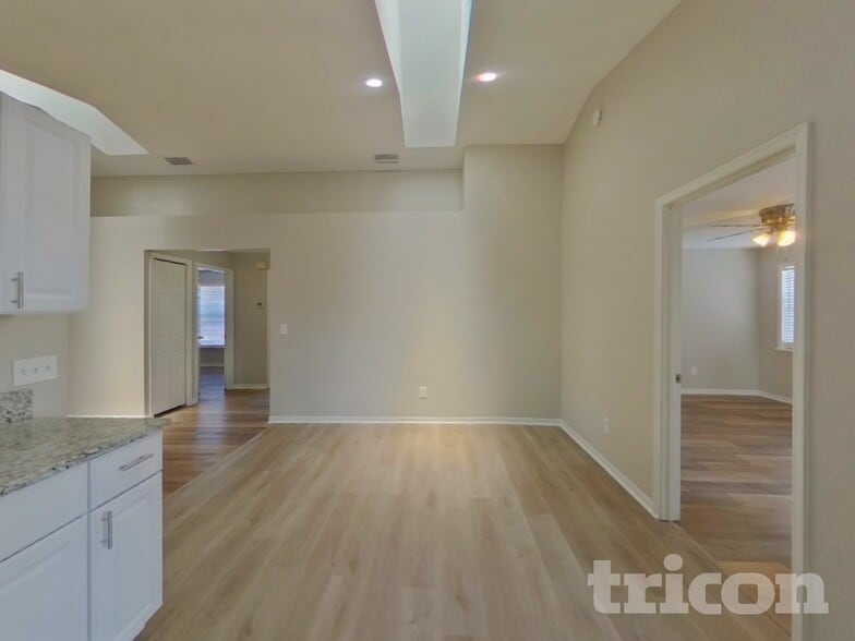 Building Photo - 7005 59th St N