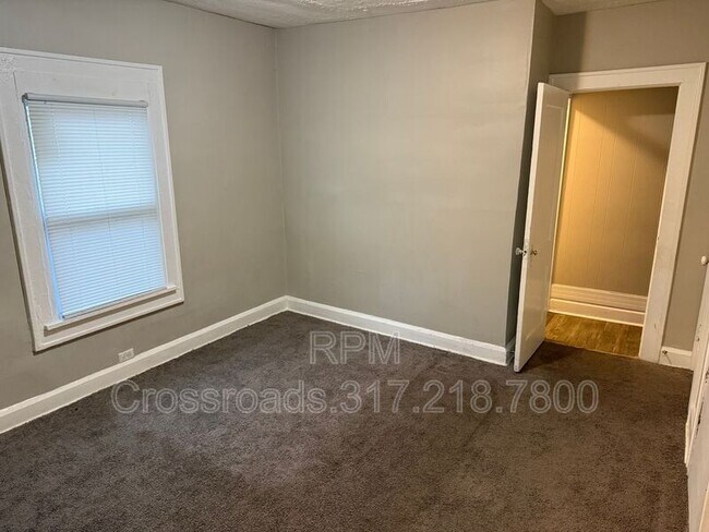 Building Photo - 1522 N Tacoma Ave
