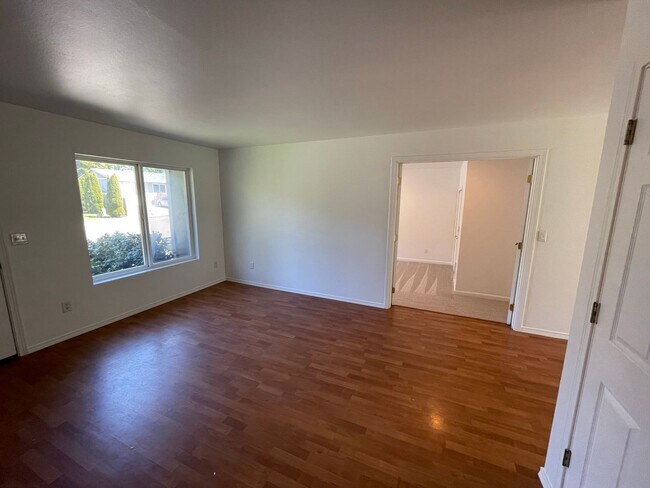 Building Photo - 2415 Forest Park Ln