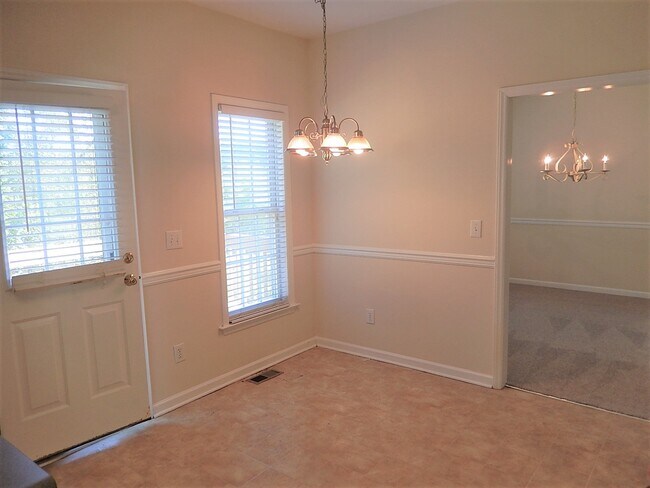 Building Photo - 5809 Spirit Ct
