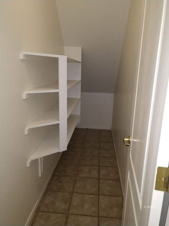 Building Photo - 1305 Crimson Canyon Dr