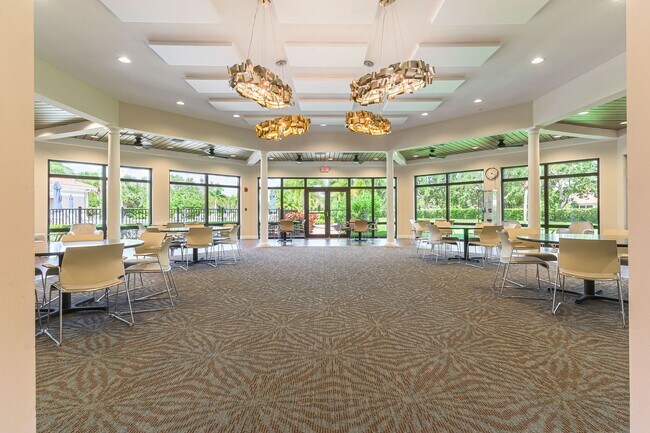 Building Photo - Modern, 2/3 Bed, 2 Bath Spacious Single St...