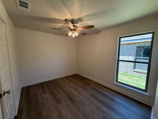 Building Photo - Beautiful New Build Home in Frenship ISD!