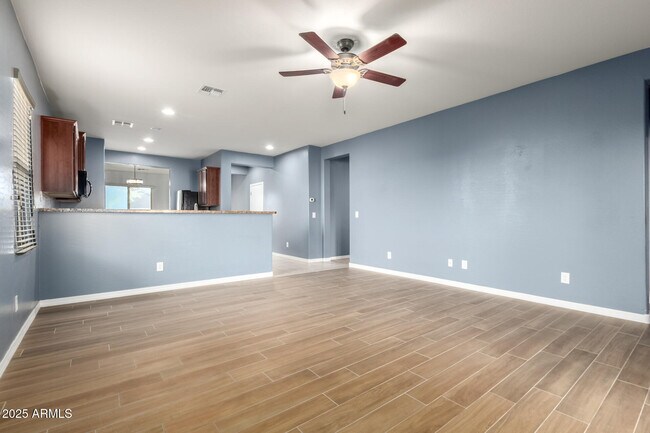 Building Photo - 10484 E Verbina Ln