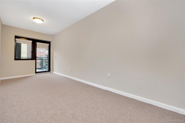 Building Photo - 172-18 Jamaica Ave