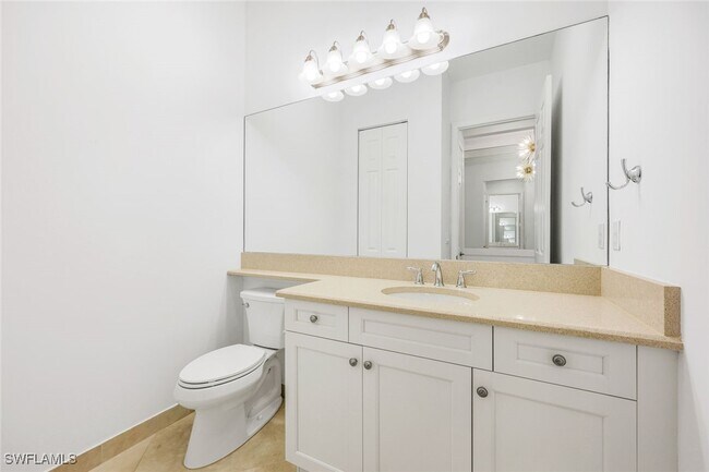 Building Photo - 13670 Mandarin Cir