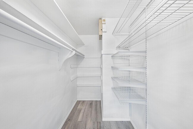 Building Photo - 2611 NE 16th St