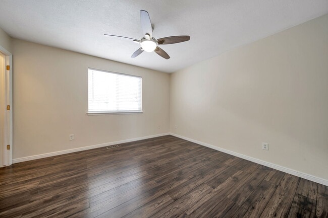 Building Photo - 5763 Ophelia Ln