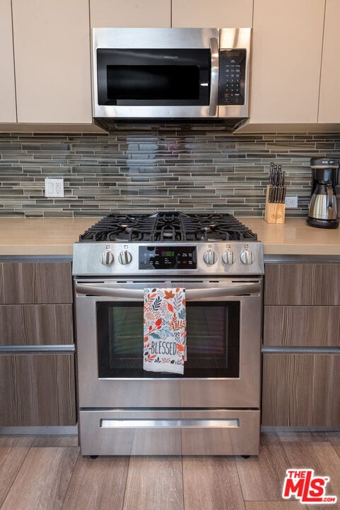 Building Photo - 1070 S Bedford St