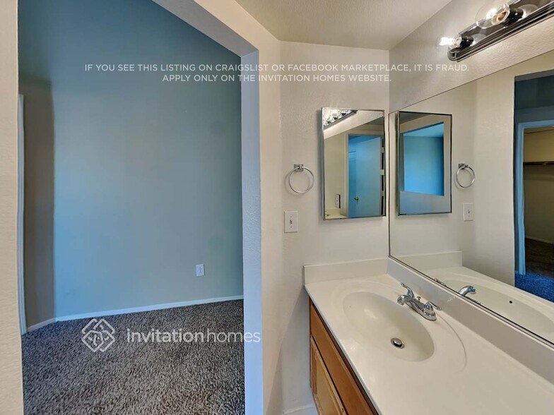 Building Photo - 1174 Matthew Ave