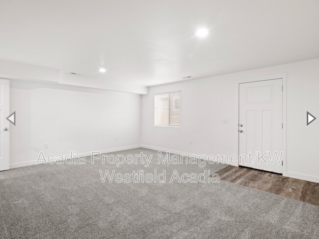 Building Photo - 14891 S Tumble Rock Way