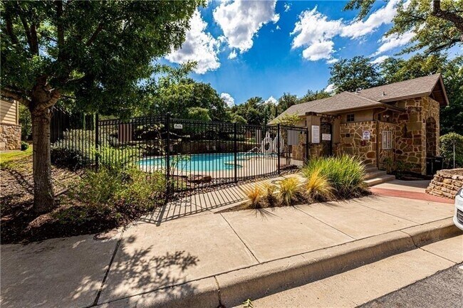 Building Photo - 11400 W Parmer Ln