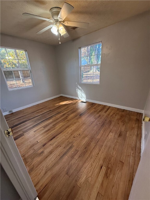 Building Photo - 939 Chester Cir