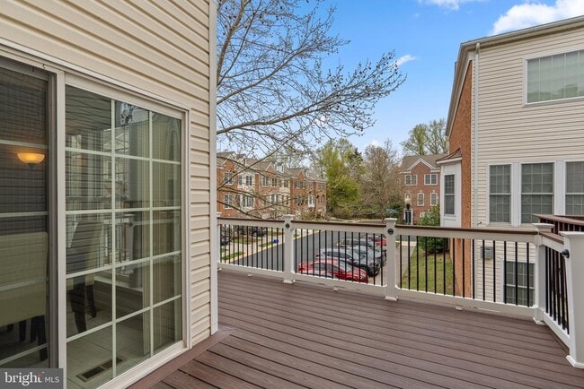 Building Photo - 2418 Terra Cotta Cir