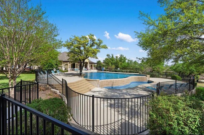 Building Photo - 15224 Glen Heather Dr