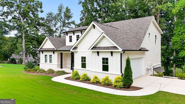 Building Photo - 727 Old Collins Rd