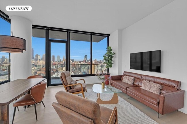 Building Photo - 380 4th Ave