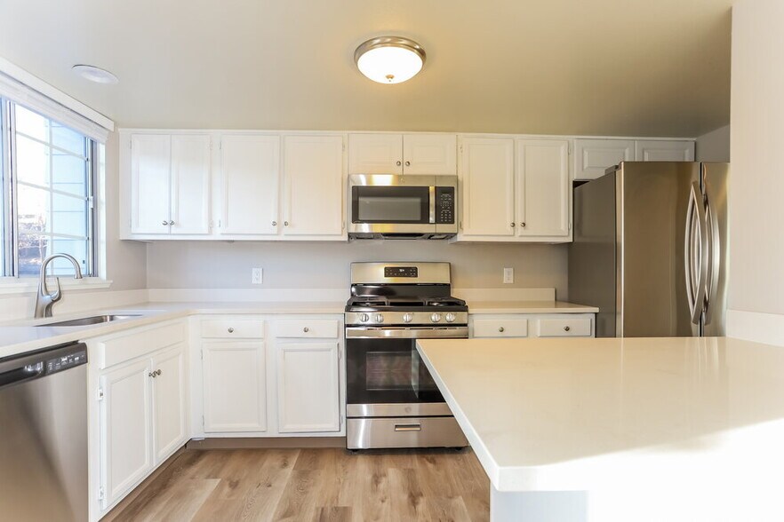 Building Photo - 7851 Kyle Way