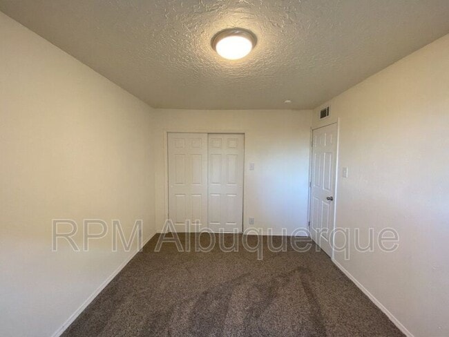 Building Photo - 12120 Menaul Blvd NE